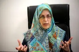 آذرمنصوری: قانون حجاب اجباری لغو و گشت ارشاد باید جمع شود!