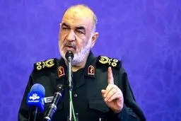 جوانان فریب خورده! بدانید تعدادتان اندک است؛ یونیفرم و لباس آمریکا را از تن خود بیرون بیاورید