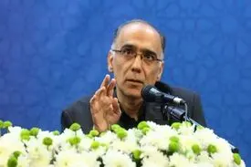 مهدی ذاکریان: همکاری‌های اقتصادی در منطقه با وجود تحریم‌های مالی یک رویاست.