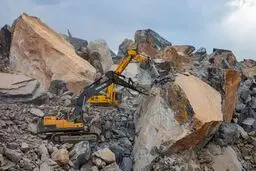 سه ماه از حادثه معدن شازند گذشت، هنوز اثری از جسد مرحوم رضایی نیست