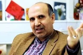 پازوکی: پزشکیان باید با رهبری و روسای سایر قوا برای کنترل تورم، کاهش بودجه یک سری نهادها و ایجاد تعامل با جامعه جهانی صحبت کند
