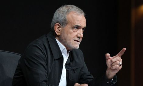 پزشکیان: همه مردم باید از ثمره سرمایه‌گذاری‌های خارجی بهره‌مند شوند