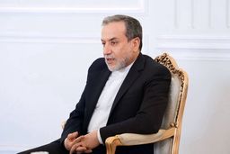 عراقچی: چه کسی باور می‌کند یک قاتل فرضی در ایران با FBI آنلاین صحبت می‌کند؟