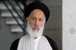 آیت‌الله ایازی: کلینیک ترک بی‌حجابی بیشتر یک کار طنز است/ چرا امر به معروف فقط شده مسئله حجاب؟