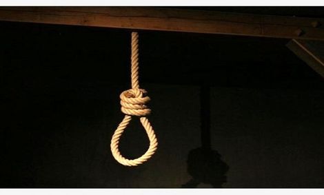 خواهران و برادران پسر معتاد برای او به جرم قتل پدر درخواست قصاص کردند