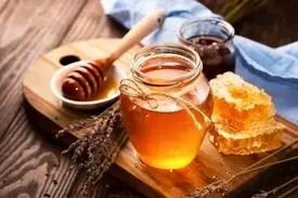 اینجا عسل تقلبی تولید می‌کردند