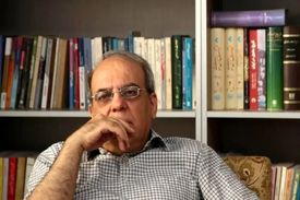 عباس عبدی، فعال سیاسی: لایحه حجاب مصوب تندرو در کمیسیون ۸۵ است که حتی جرات نکردند آن را به صحن علنی بیاورند. /ماموریت پزشکیان برای ایجاد وفاق با جامعه را با اجرای چنین مصوبه‌ای پایان یافته تلقی کنید.