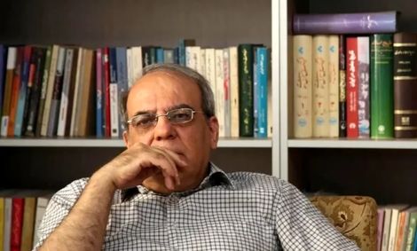 عباس عبدی، فعال سیاسی: لایحه حجاب مصوب تندرو در کمیسیون ۸۵ است که حتی جرات نکردند آن را به صحن علنی بیاورند. /ماموریت پزشکیان برای ایجاد وفاق با جامعه را با اجرای چنین مصوبه‌ای پایان یافته تلقی کنید.