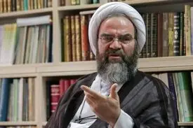 حجت الاسلام غرویان، استاد حوزه علمیه قم: طبق چیزی که در این قانون آمده بدون اطلاع طرف مقابل جریمه‌ها از حساب افراد برداشت می‌شود، آیا این اقدام از نظر فقها اشکال ندارد؟! /این قانون می‌تواند منشا جرم‌های دیگر شود