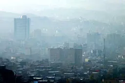 آخانی، کارشناس محیط زیست: جز توسعه حمل و نقل عمومی هیچ راهی برای حل مسئله آلودگی هوا وجود ندارد