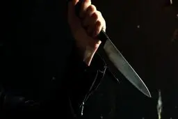 قتل مرد همسایه با ۱۱ ضربه چاقو
