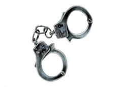 دختر ۱۸ ساله مدعی شد پسری در روز جشن قبولی در کنکور به او تعرض کرد