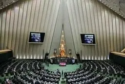گره تعطیلی روز سرگردان