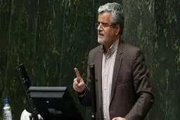 توئیت صادقی درباره نتیجه شکایت خود از آملی لاریجانی