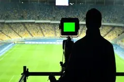 یک گزارشگر تلویزیونی دیگر مهاجرت کرد؟