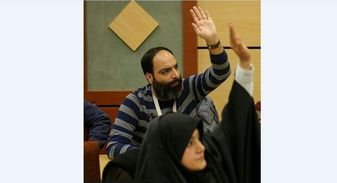 عباس عبدی: من هم مثل نویسنده کیهان معتقدم خبرنگاری که پناهنده شده، نمی‌توانسته اصولگرا باشد