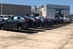 دزدی ۱۲۴ لاستیک خودروی صفر در امریکا ظرف ۴۰ دقیقه / جایزه ۲۵ هزار دلاری برای یافتن دزدان (+عکس)