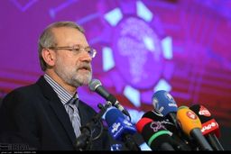 لاریجانی نه کاندیدای ریاست جمهوری ۱۴۰۰، نه نامزد مجلس ۱۳۹۸