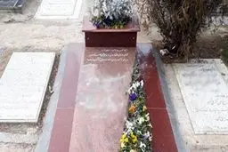 لاکچری بازی به سنگ قبر هم سرایت کرد