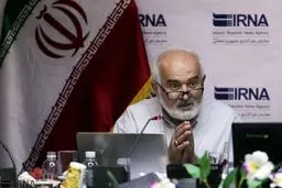 توکلی: اگر مردم به این نتیجه برسند که مجموعه حکومت و دولت فاسد است توطئه بیگانه موثر خواهد بود