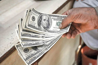 قیمت ارز در صرافی ملی امروز ۹۸/۰۲/۳۱|دلار ۵۰ تومان ارزان شد