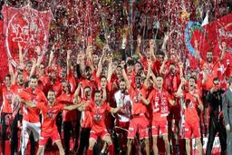 پرسپولیس قهرمان چقدر پول می‌گیرد؟