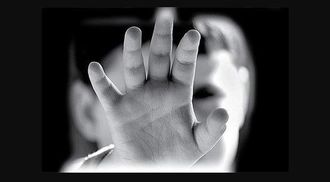 انتشار تصویر فرزند &#8220;میترا استاد&#8221;؛ نقض حقوق کودک