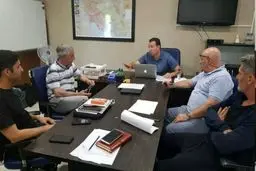 ویلموتس با بادیگارد در تهران + عکس