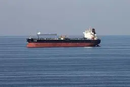 شنیده شدن صدای دو انفجار مهیب در دریای عمان