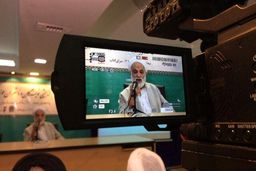 چرا آخوند‌ها نباید مردم را بخندانند؟