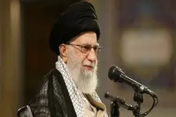 ‌می‌گویند حج را سیاسی نکنید؛ حج یک کار سیاسی است که عیناً تکلیف دین است/ دولت سعودی امنیت و کرامت حجاج را تأمین کند