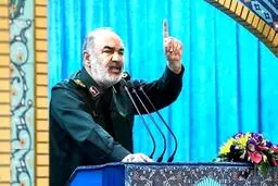 فرمانده کل سپاه: در هیچ جنگی در روی زمین شکست نخواهیم خورد / در جنگ همه جانبه با دنیا به سر می‌بریم