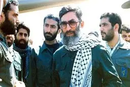 روایت رهبری و هاشمی‌رفسنجانی از نقشه بمباران بیت امام خمینی/ امام گفت این آقایی که می‌گویند باید وافور بکشد راضی می‌شود به ایران بیاید و کشته شود؟