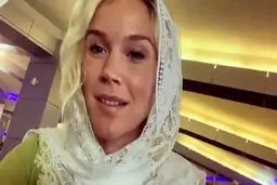 ماجرای اخراج جاس استون خواننده زن انگلیسی از ایران چه بود؟