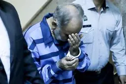 گزارش اختصاصی حاشیه ای از دادگاه شهردار پیشین تهران