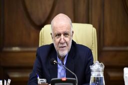 زنگنه: اجازه نمی‌دهیم خللی در فروش نفت ایران ایجاد شود