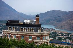 تسخیرکنندگان شهرک “باستی هیلز”باید مشخص شوند