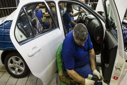 نمایش یک خودروی جدید در ایران (+عکس)