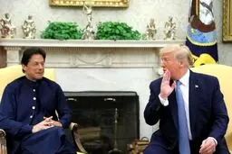 پوزخند عمران خان به ترامپ به جای پاسخ…!
