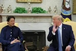 پوزخند عمران خان به ترامپ به جای پاسخ…!