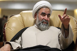 رهبر انقلاب با استعفای دولت موافقت نمی‌کنند