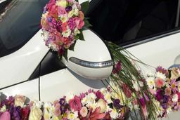 مد جدید؛ تزئینات خودروی حجاج خانه خدا + عکس