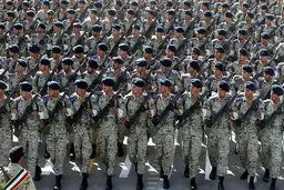 اکسپرس: مقایسه قدرت نظامی ایران و انگلیس