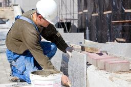 طلافروشان و پزشکان در لباس کارگر ساختمانی!