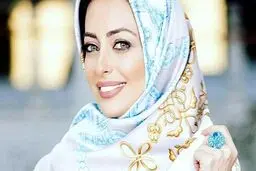 تعجب نفیسه روشن از دیدن عکس خود در لندن + عکس