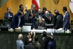 همه مردانِ رییس مجلس