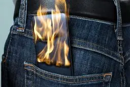 دلیل داغ‌ شدن گوشی هوشمند چیست؟ + راهکارهای مقابله با آن