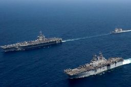 ادعای جدید آمریکا درباره کشتیرانی در خلیج فارس