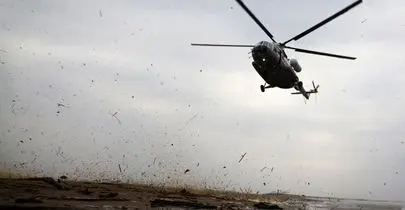 سقوط مرگبار دو نظامی هنگام اجرای یک نمایش هوایی+فیلم