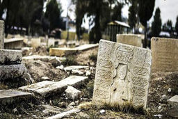 کشف گورهای تکان‌دهنده از کودکان+تصاویر